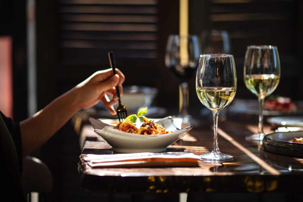 A Food Lover’s Guide to Paxton Hill: Where to Eat, Sip, and Savor in Ludowici’s Hidden Gem Neighborhood